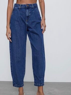 Zara- High-Rise Balloon Jeans - Blue